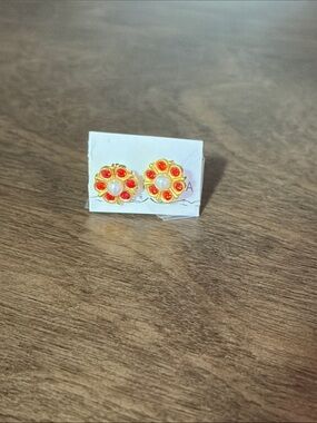 Flower Pearl Center Stud Earrings - Gold & Red